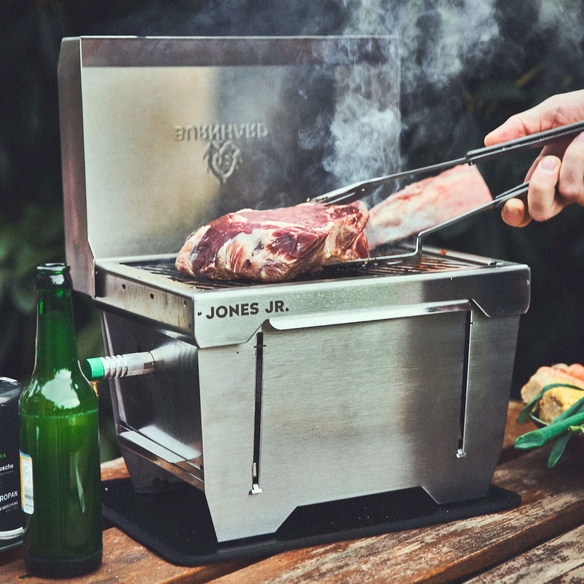 Burnhard JONES Jr. Campinggrill 1-Brenner