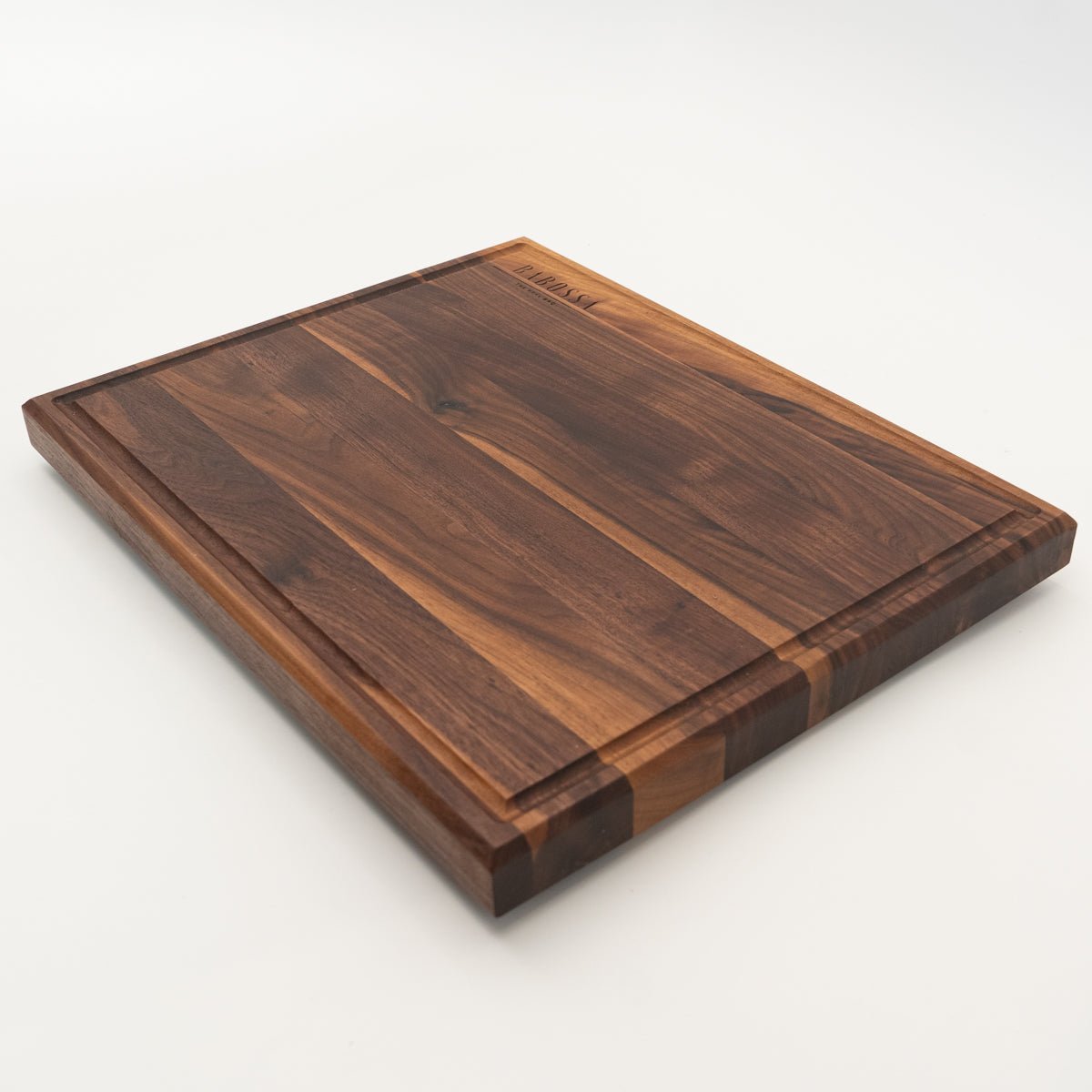 BABOSSA | Nussbaum Schneidebrett L | Naturkante | Saftrille | 44,5x35x4,5 cm